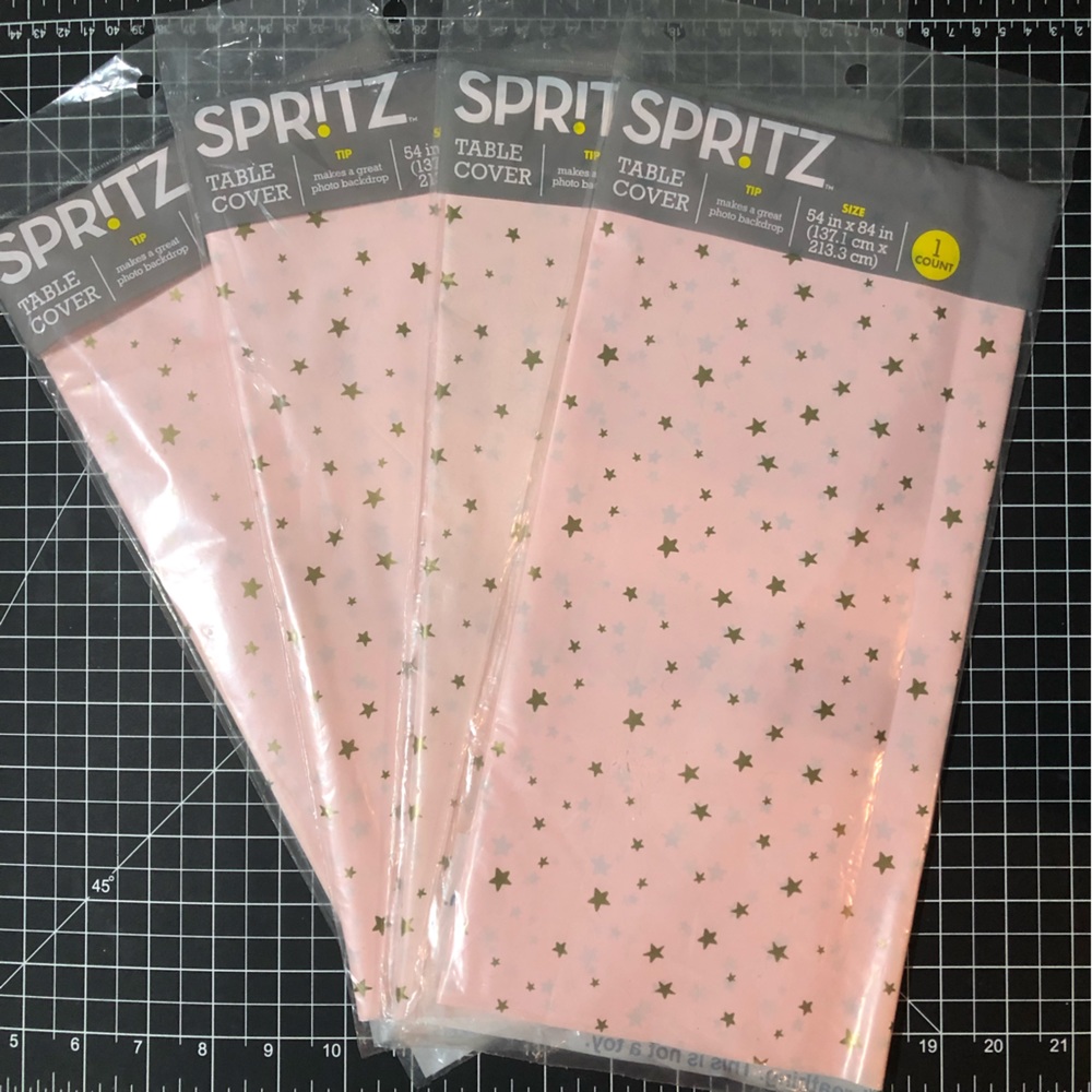 Spritz Light Pink With Gold Stars Table Cover